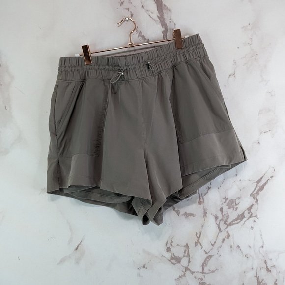 Abercrombie & Fitch Shorts Ypb Shorts Women Large Motiontek High